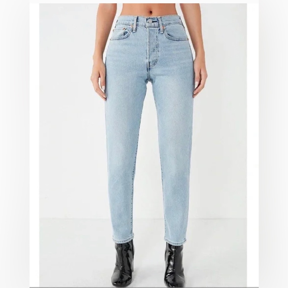 Levi's Women's Wedgie Icon Jeans, Bauhaus Blues, 27